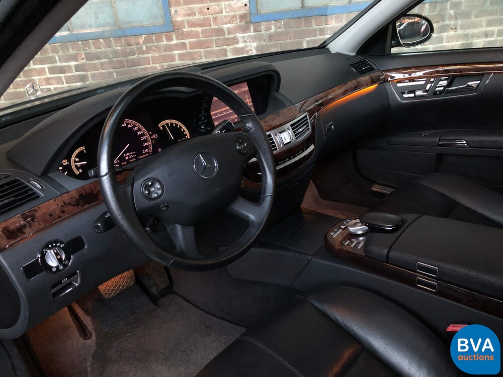 Mercedes-Benz S350 272 PS S-Klasse 2008, N-958-LJ.
