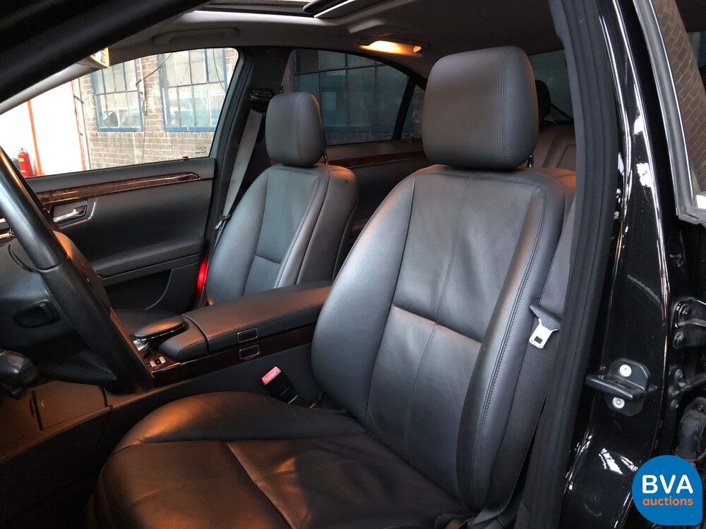 Mercedes-Benz S350 272 PS S-Klasse 2008, N-958-LJ.