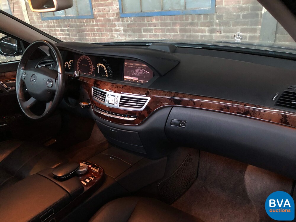 Mercedes-Benz S350 272 PS S-Klasse 2008, N-958-LJ.