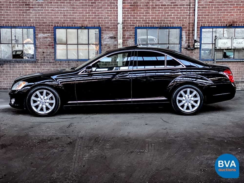 Mercedes-Benz S350 272 PS S-Klasse 2008, N-958-LJ.