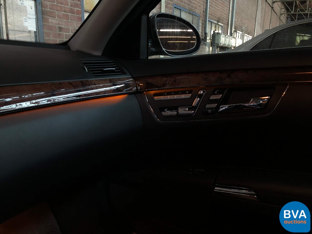 Mercedes-Benz S350 272 PS S-Klasse 2008, N-958-LJ.
