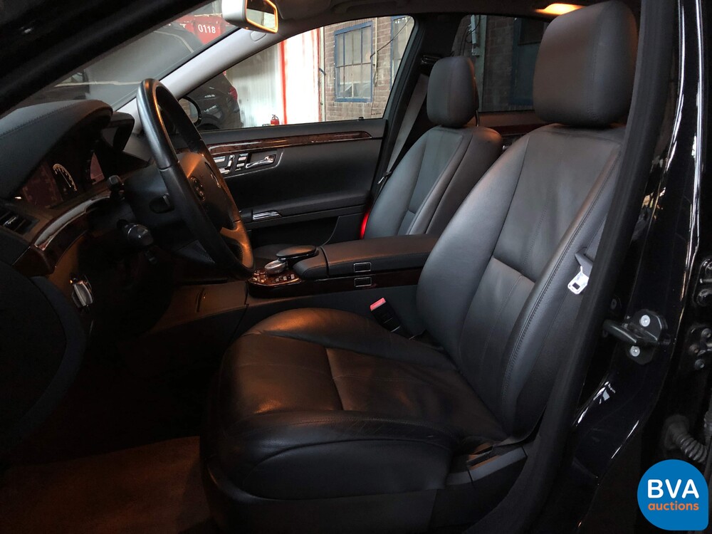 Mercedes-Benz S350 272 PS S-Klasse 2008, N-958-LJ.