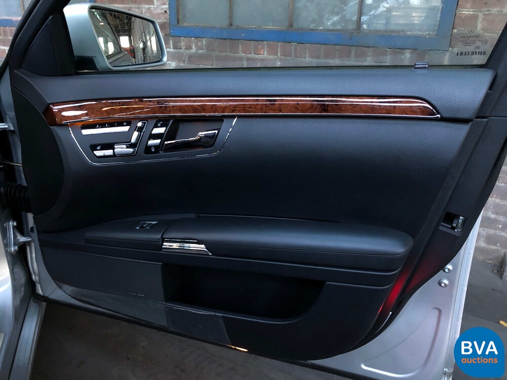 Mercedes-Benz S500 Lang 5.0 V8 Lorinser 338pk 2006 Youngtimer.