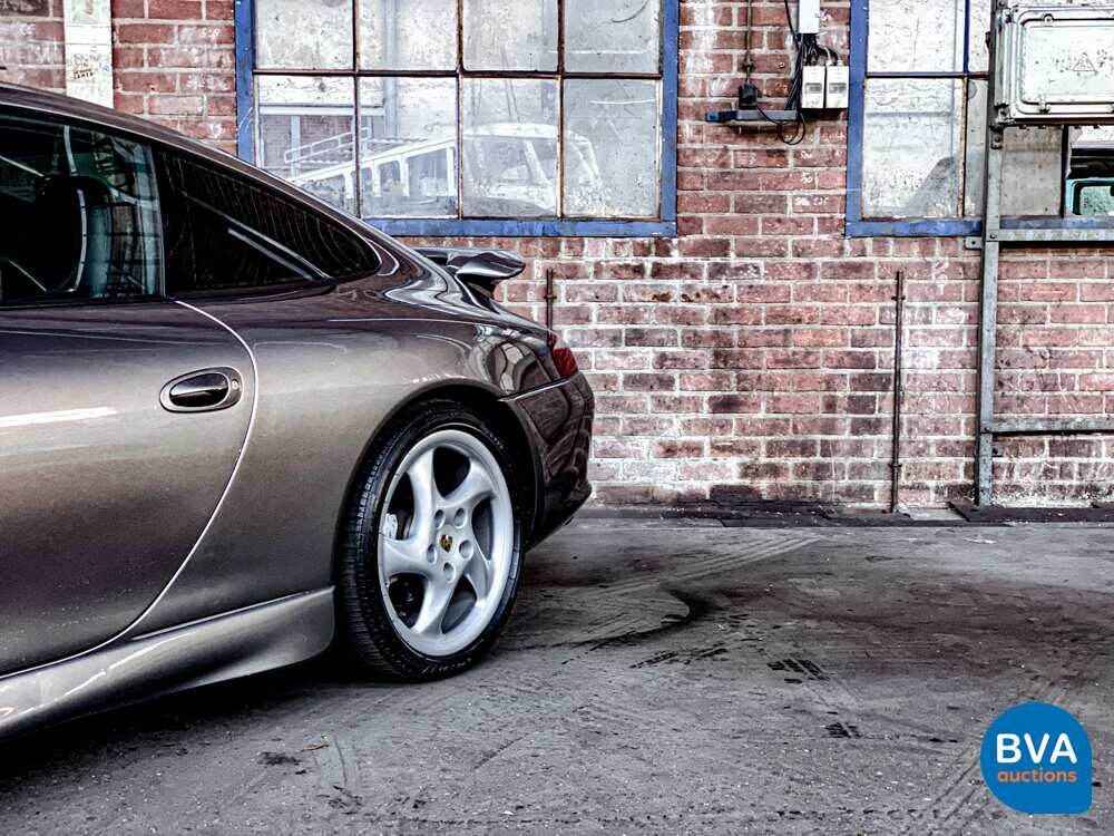 Porsche 911 996 3.6 Carrera 4 Coupé 320 PS 2002 -Youngtimer-.