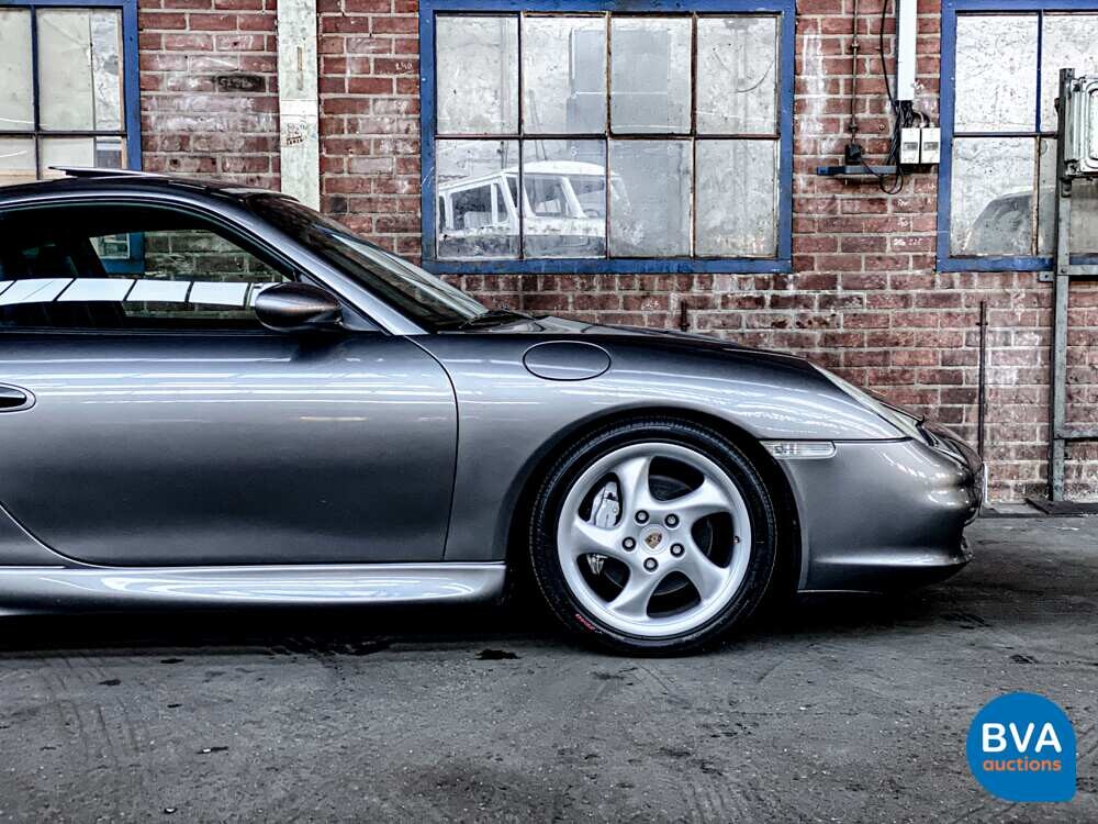 Porsche 911 996 3.6 Carrera 4 Coupé 320 PS 2002 -Youngtimer-.