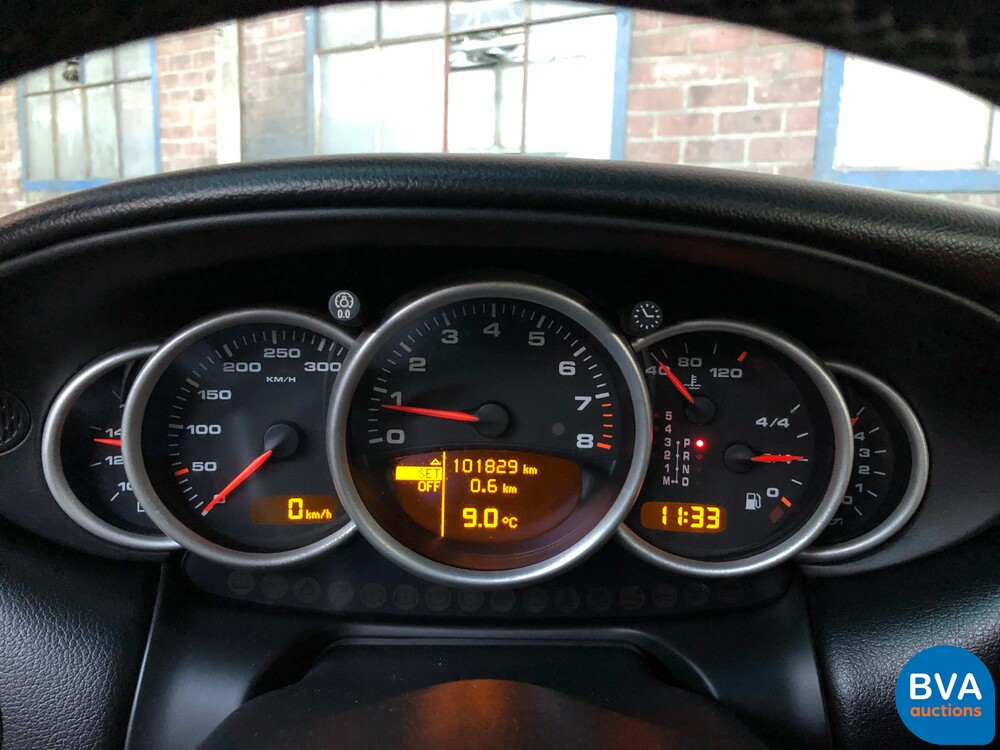Porsche 911 996 3.6 Carrera 4 Coupé 320 PS 2002 -Youngtimer-.