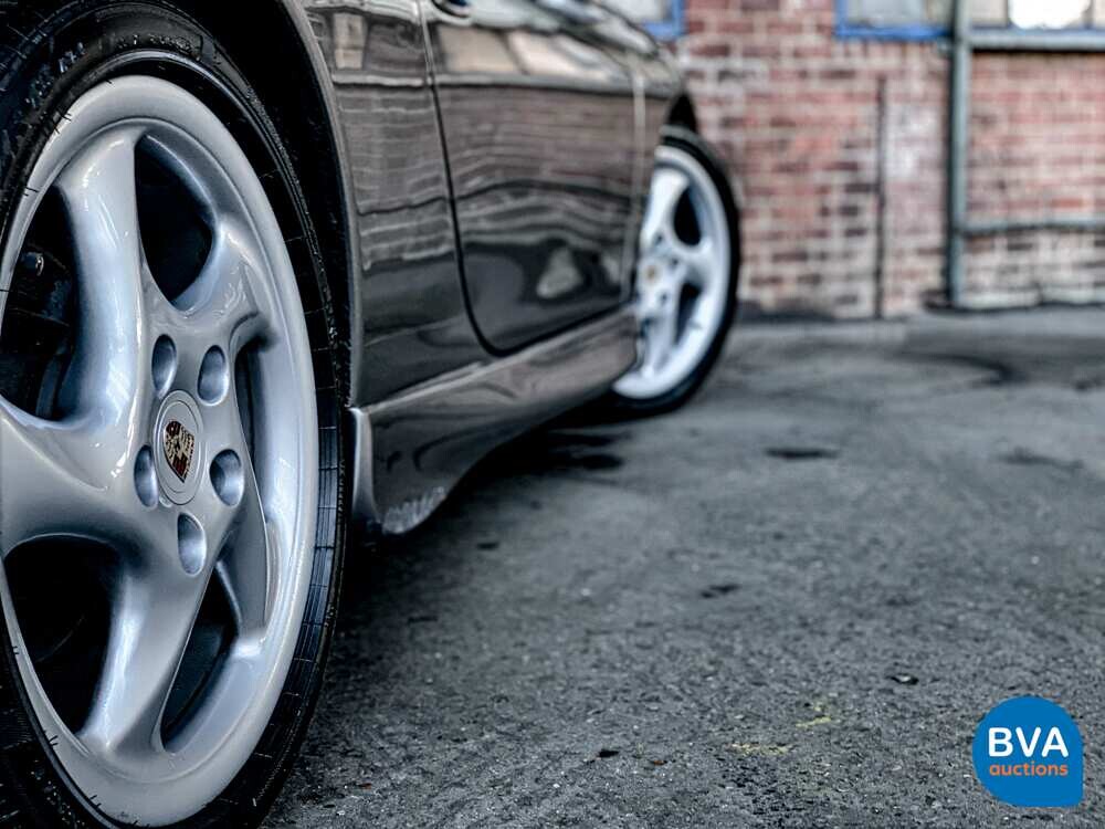 Porsche 911 996 3.6 Carrera 4 Coupé 320 PS 2002 -Youngtimer-.