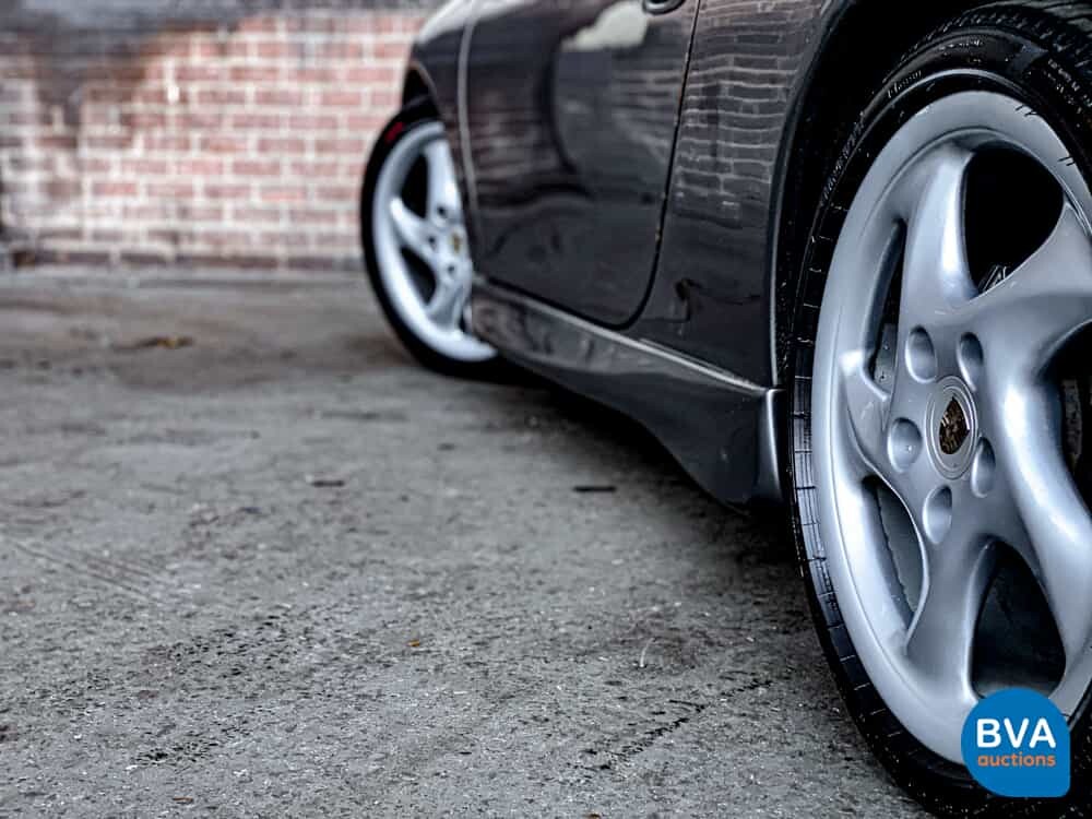 Porsche 911 996 3.6 Carrera 4 Coupé 320 PS 2002 -Youngtimer-.