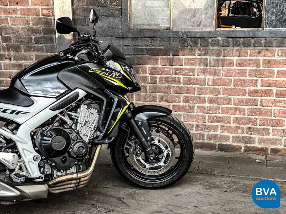 Honda Tour CB 650 F ABS HRC Tricolor.