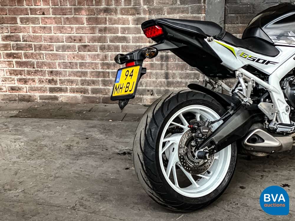 Honda Tour CB 650 F ABS HRC Tricolor.