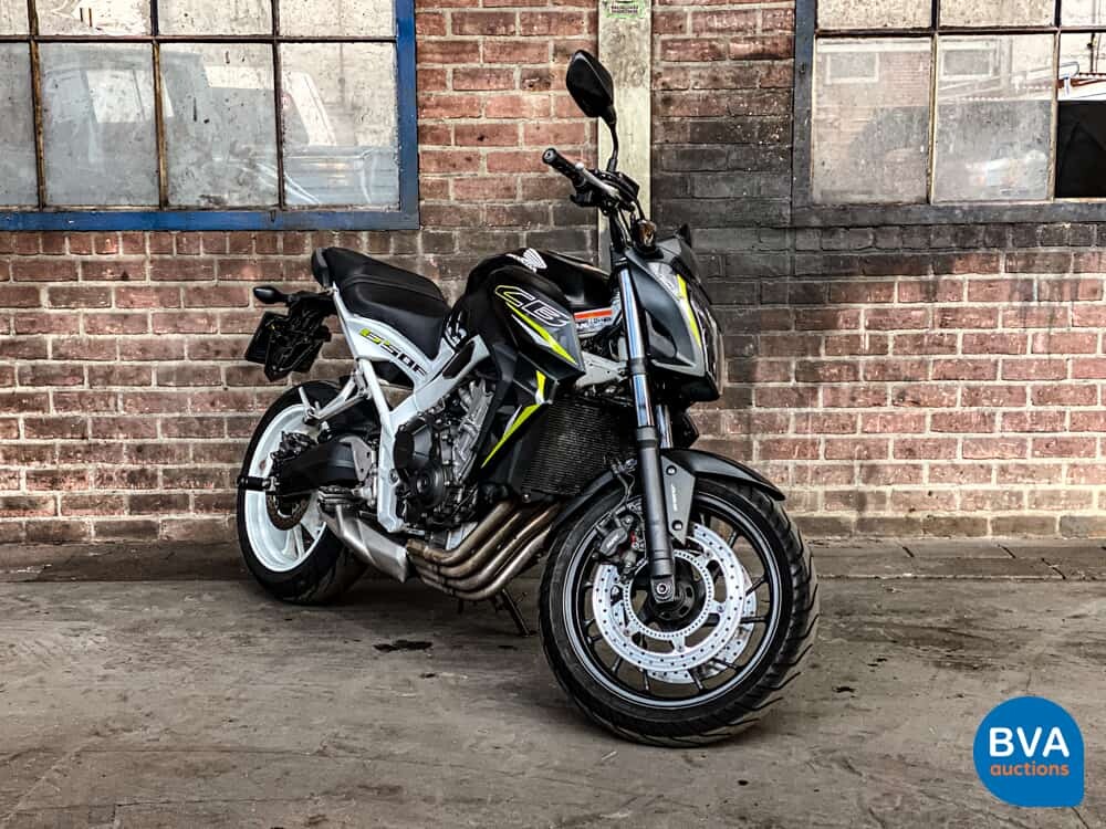 Honda Tour CB 650 F ABS HRC Tricolor.