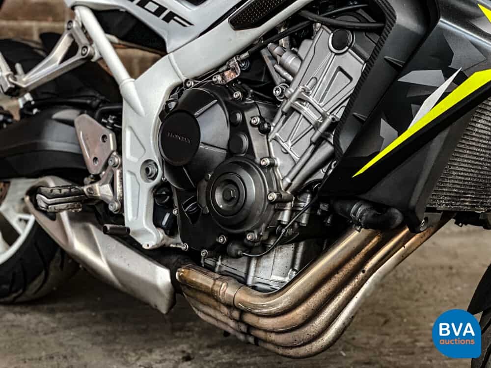 Honda Tour CB 650 F ABS HRC Tricolor.