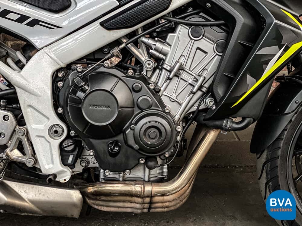 Honda Tour CB 650 F ABS HRC Tricolor.