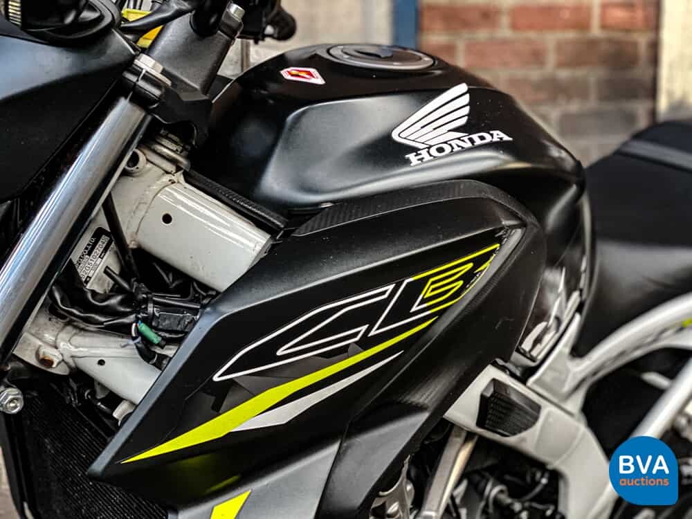 Honda Tour CB 650 F ABS HRC Tricolor.