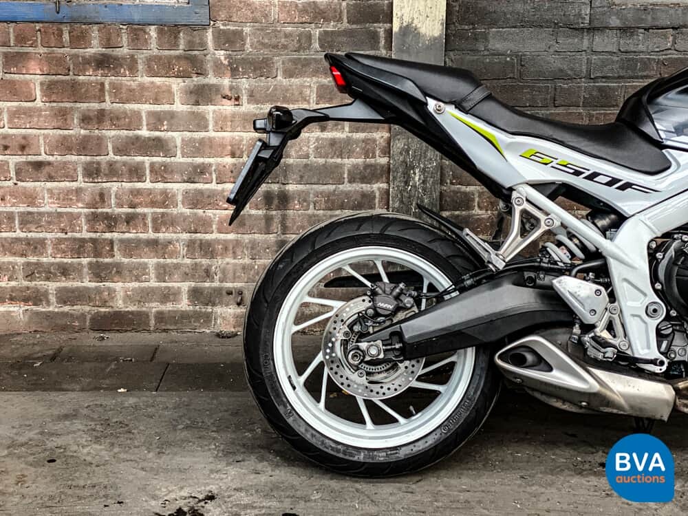 Honda Tour CB 650 F ABS HRC Tricolor.