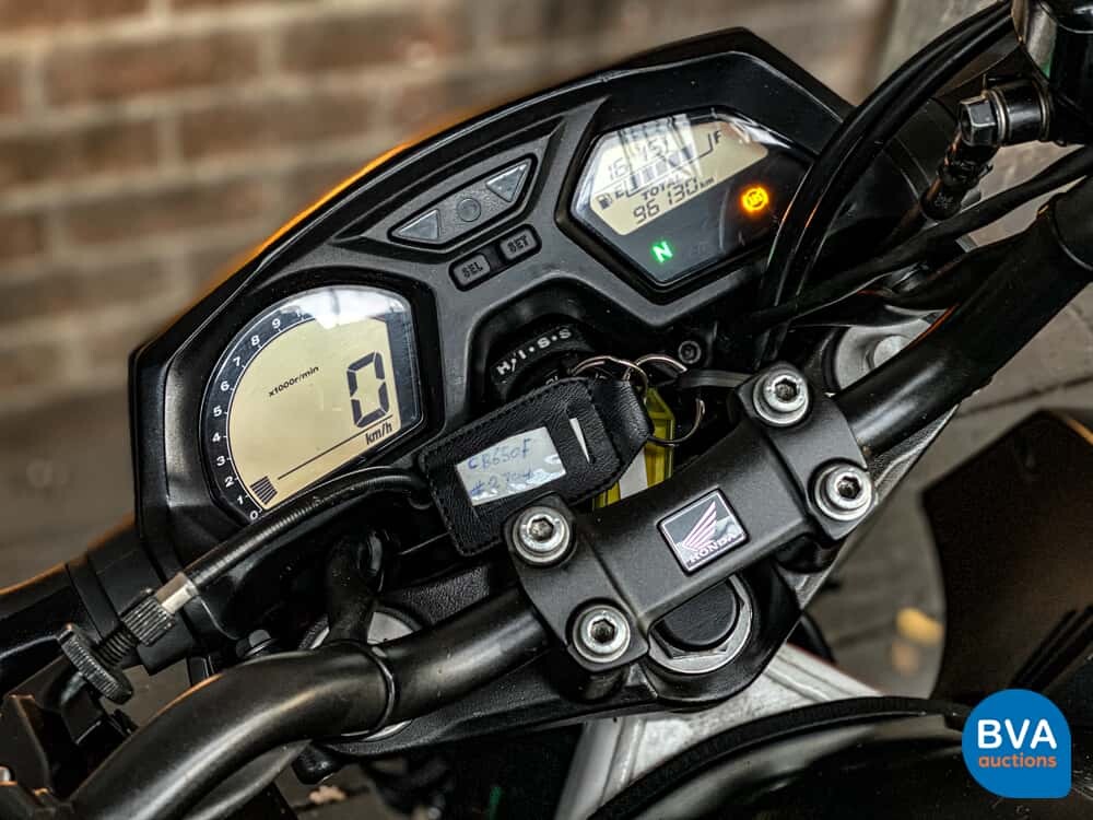 Honda Tour CB 650 F ABS HRC Tricolor.