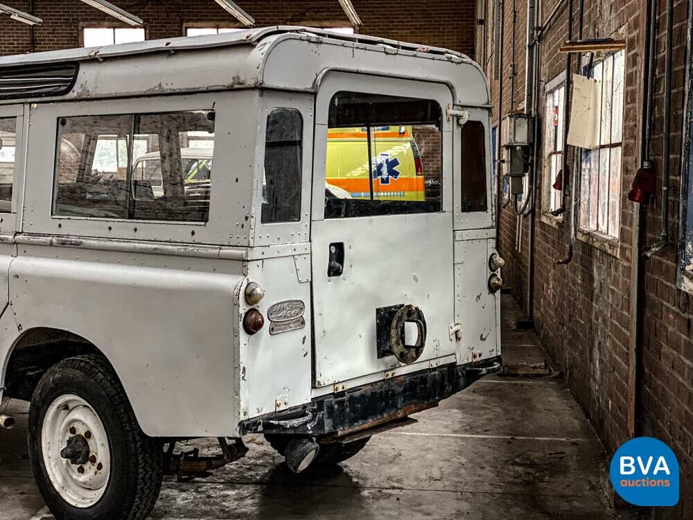 Land Rover Defender II 85 PS 1967.
