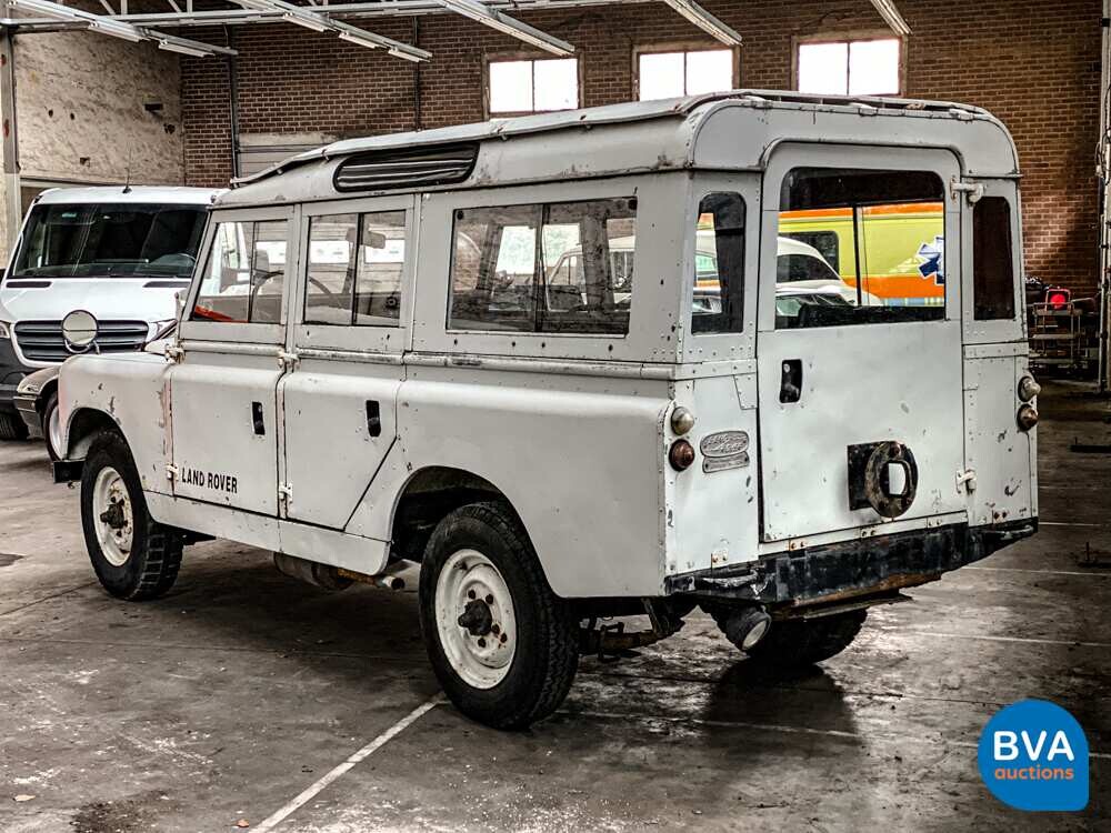 Land Rover Defender II 85 PS 1967.