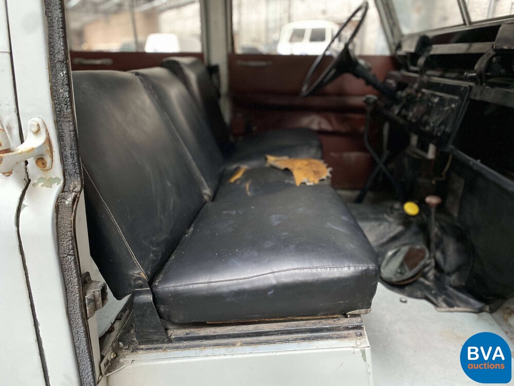 Land Rover Defender II 85 PS 1967.