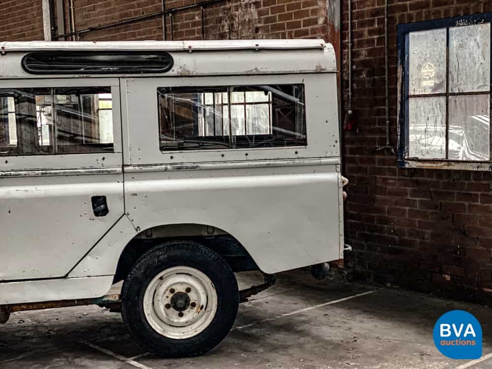 Land Rover Defender II 85 PS 1967.
