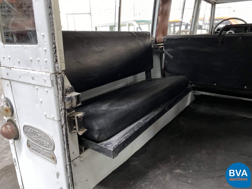 Land Rover Defender II 85 PS 1967.