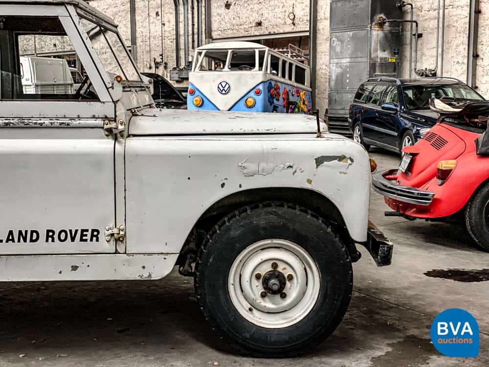 Land Rover Defender II 85 PS 1967.