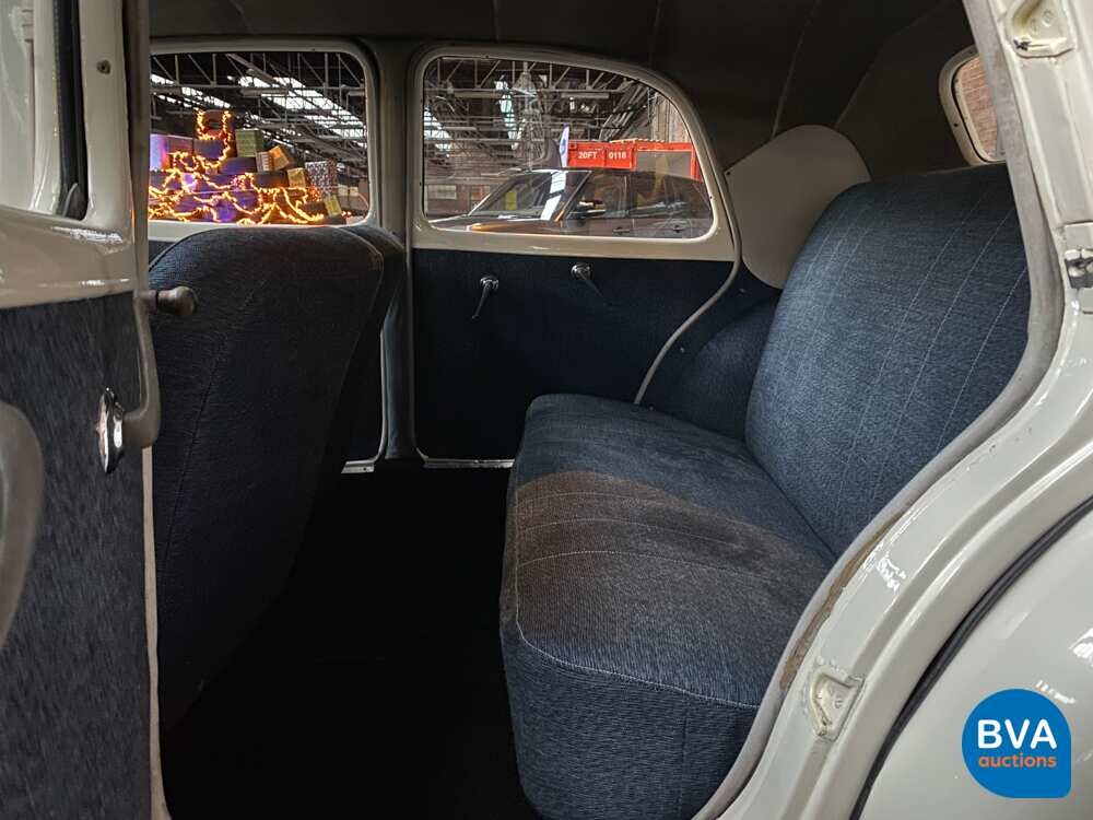 Citroen Traction Avant 1954, 99-EA-42.