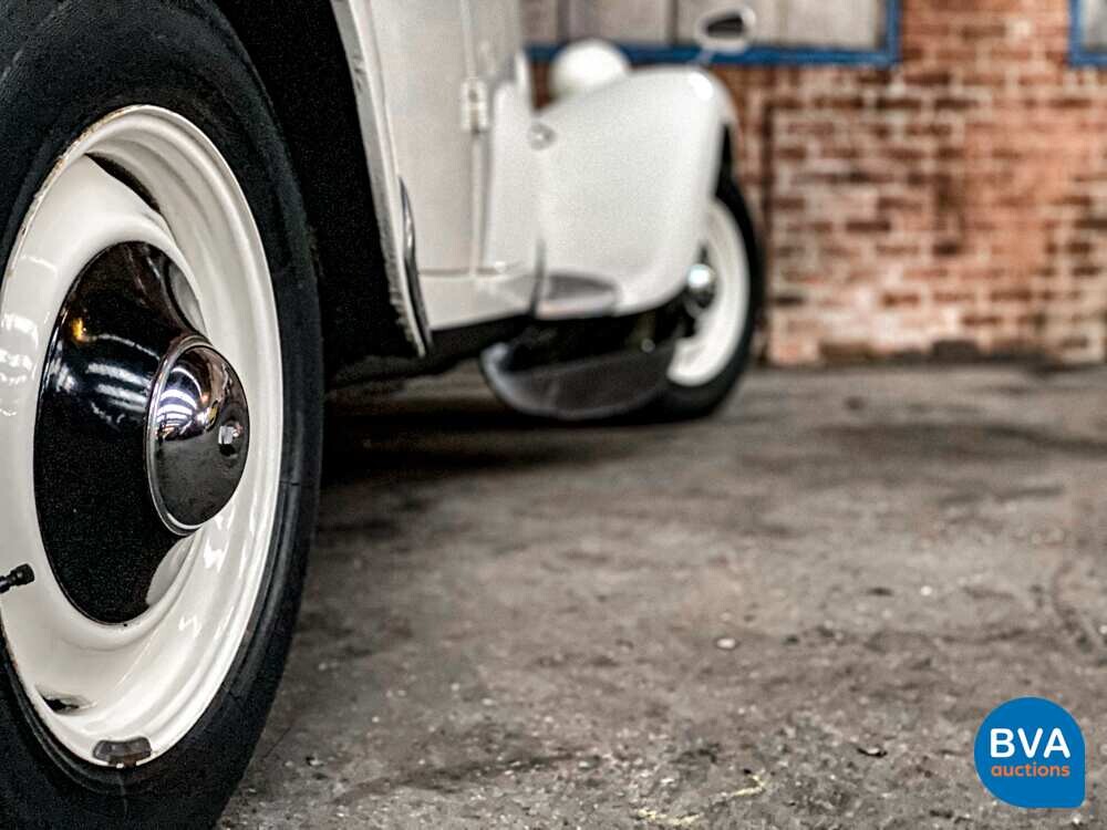 Citroen Traction Avant 1954, 99-EA-42.