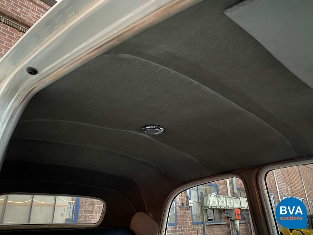 Citroen Traction Avant 1954, 99-EA-42.