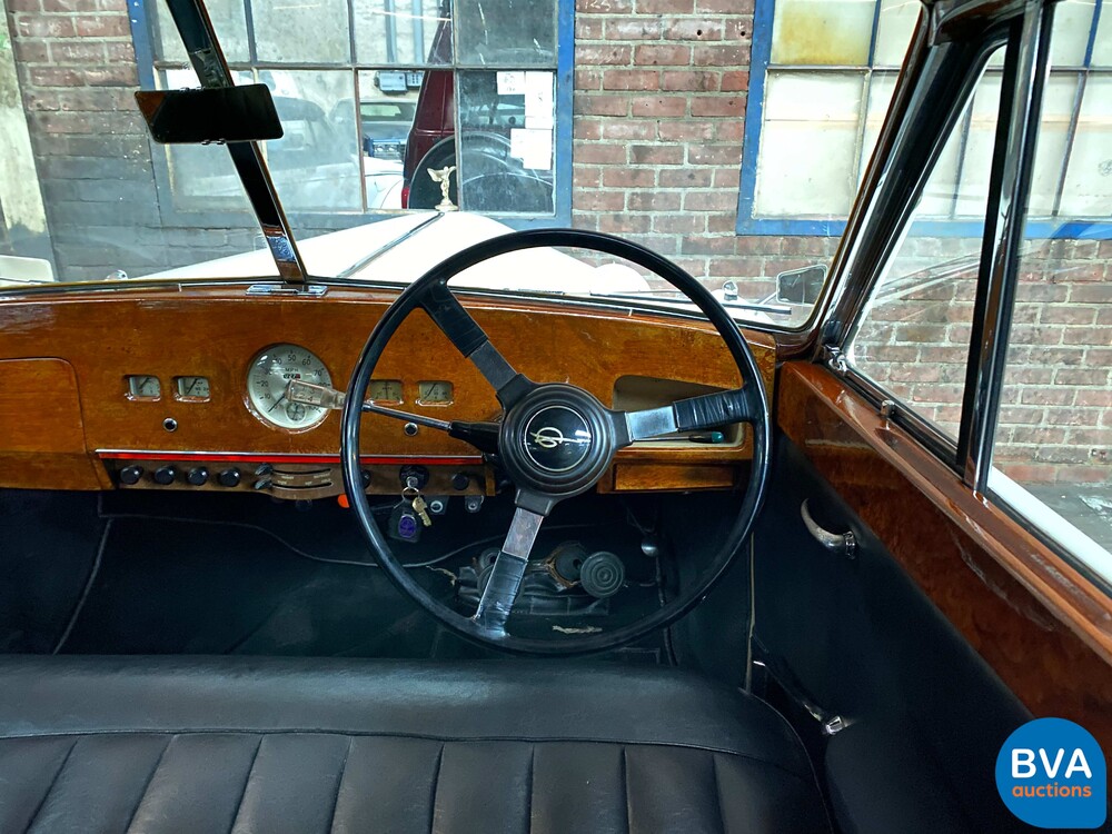 Vanden Plas 4-LITRE 1968 122 PS, AM-96-41.