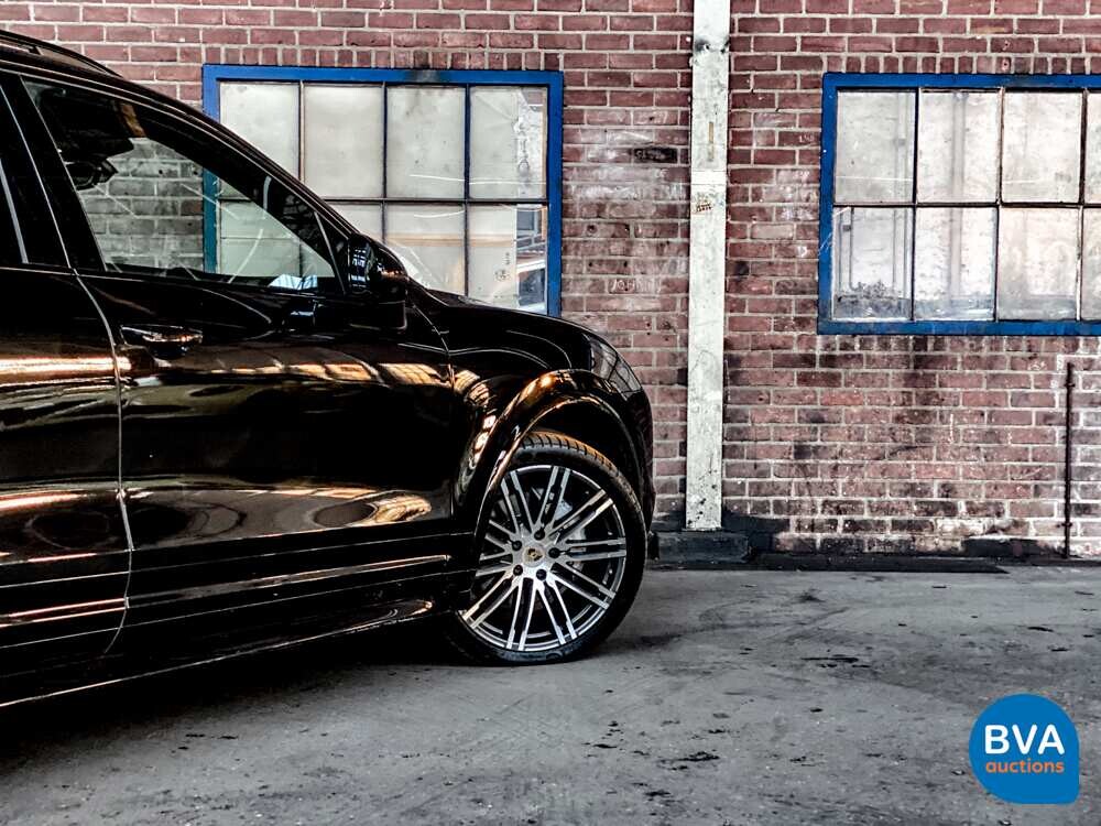 Porsche Cayenne S4.2 V8 Facelift PLATINUM EDITION Sportchrono 385 PS 2017.