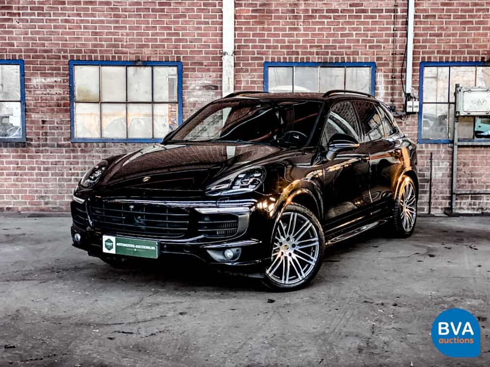Porsche Cayenne S4.2 V8 Facelift PLATINUM EDITION Sportchrono 385 PS 2017.