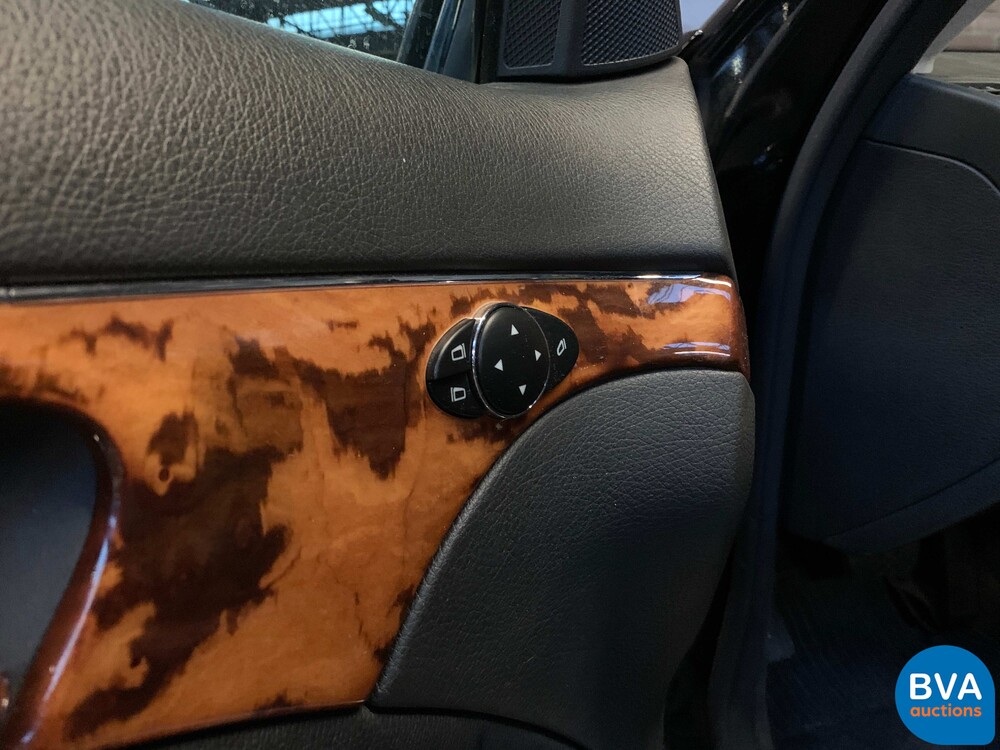 Mercedes-Benz E350 Limousine 272 PS E-Klasse 2005, K-599-BB.