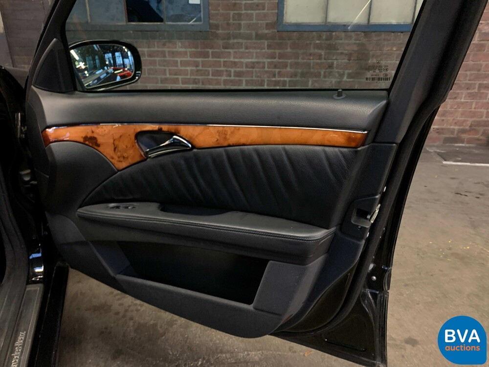 Mercedes-Benz E350 Limousine 272 PS E-Klasse 2005, K-599-BB.
