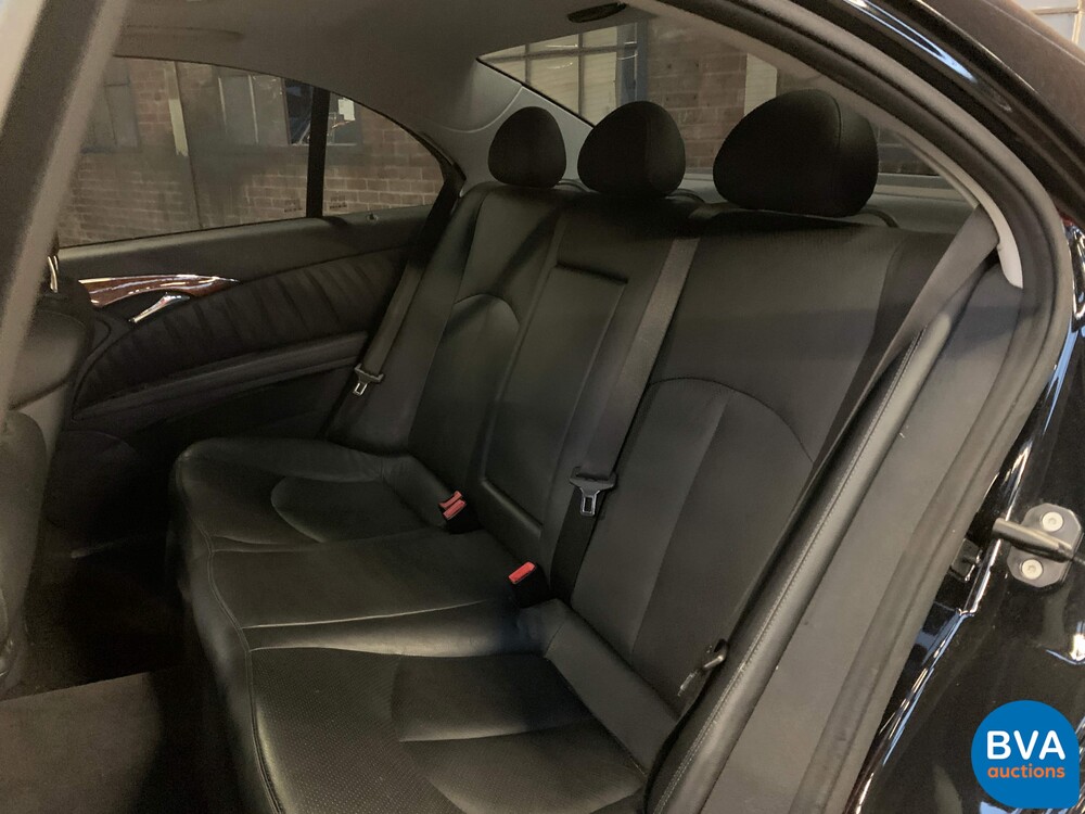 Mercedes-Benz E350 Limousine 272 PS E-Klasse 2005, K-599-BB.