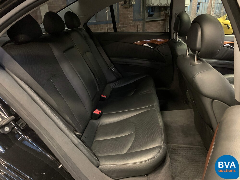 Mercedes-Benz E350 Limousine 272 PS E-Klasse 2005, K-599-BB.