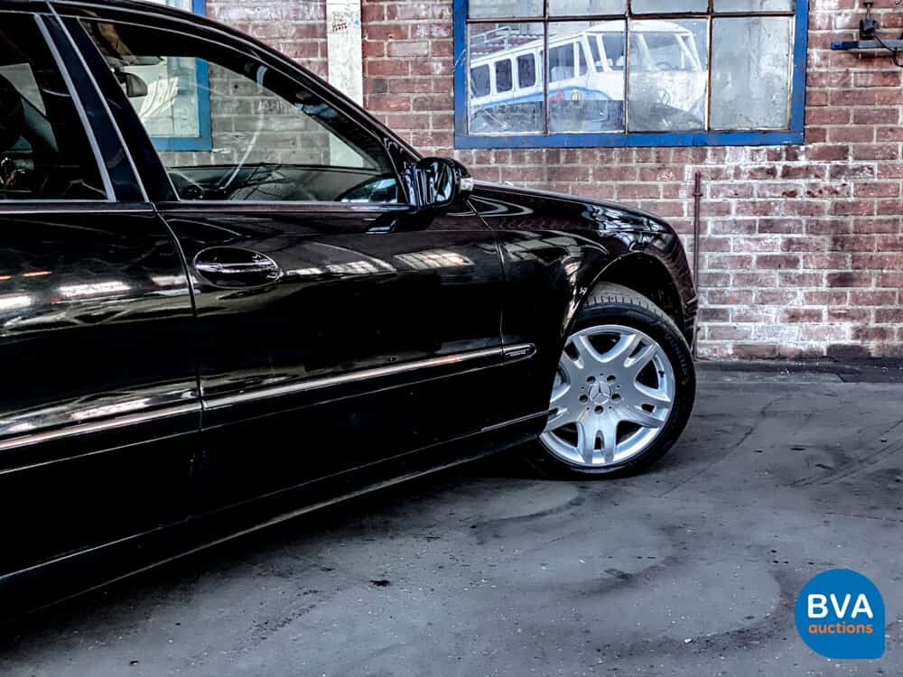 Mercedes-Benz E350 Limousine 272 PS E-Klasse 2005, K-599-BB.