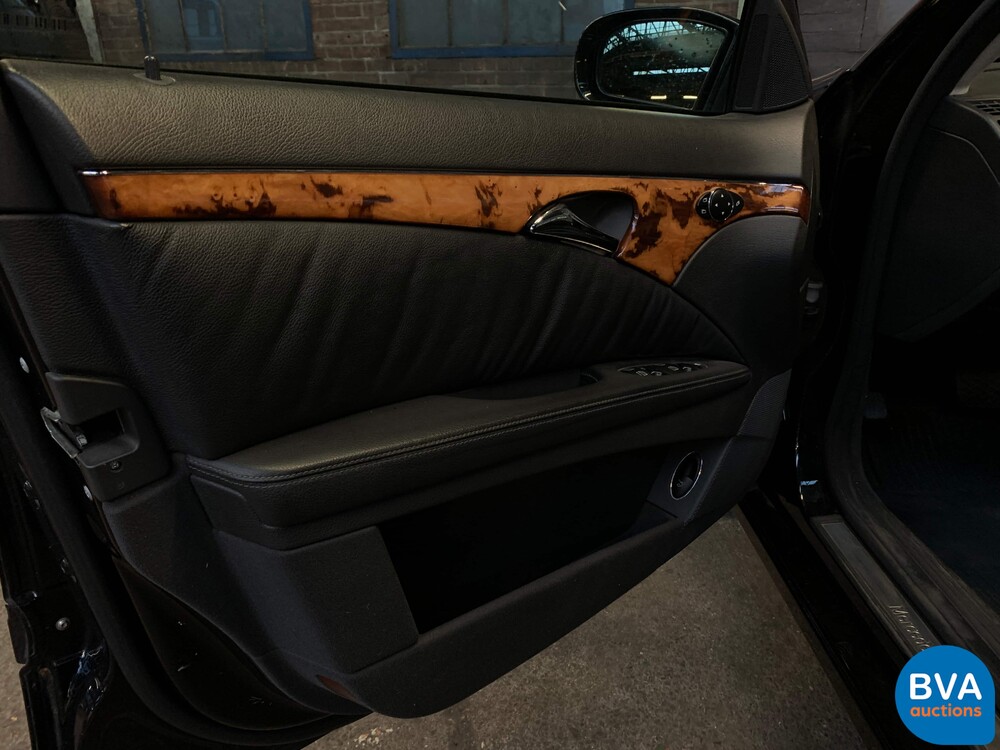 Mercedes-Benz E350 Limousine 272 PS E-Klasse 2005, K-599-BB.