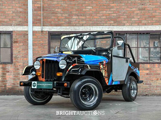 BRIGHT AUCTIONS: Classic cars te Boxmeer (Jaguar & Jeep)