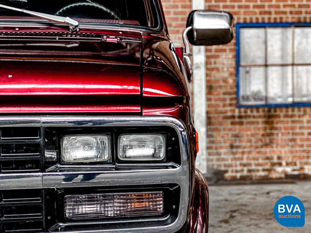 Chevrolet Chevy Van 5.7 V8 200 PS 1993.