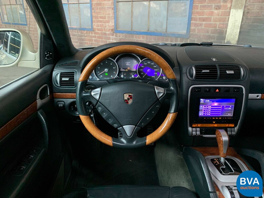 Porsche Cayenne Turbo 4.5 V8 450 PS 2003 -Youngtimer-, J-583-VP.