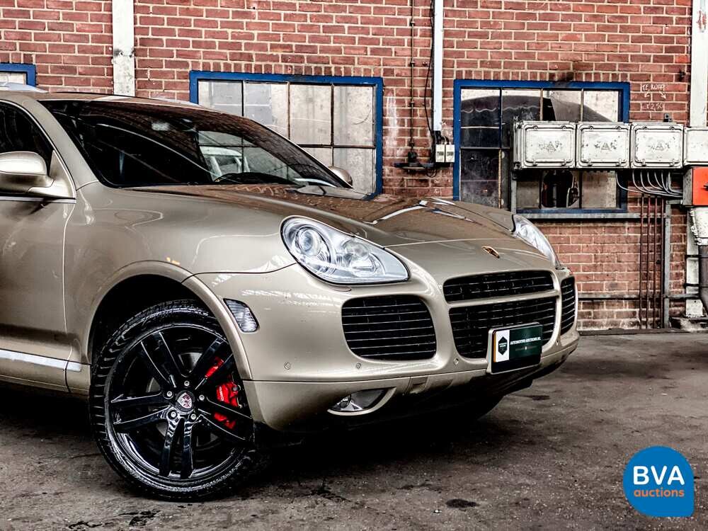 Porsche Cayenne Turbo 4.5 V8 450 PS 2003 -Youngtimer-, J-583-VP.