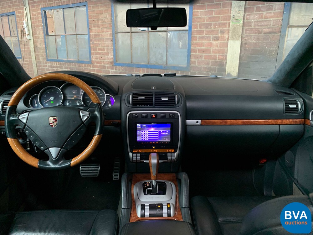 Porsche Cayenne Turbo 4.5 V8 450 PS 2003 -Youngtimer-, J-583-VP.