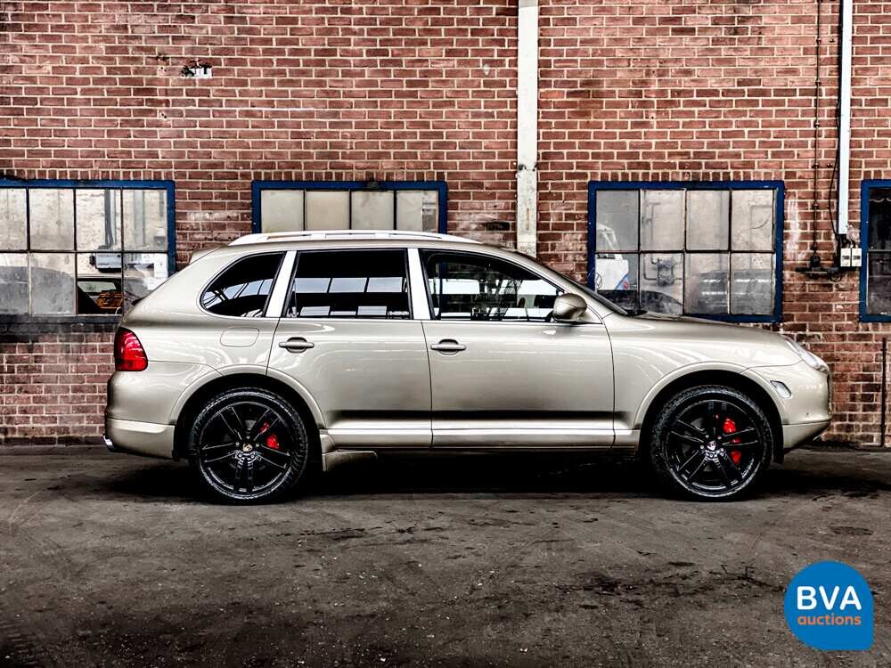 Porsche Cayenne Turbo 4.5 V8 450 PS 2003 -Youngtimer-, J-583-VP.