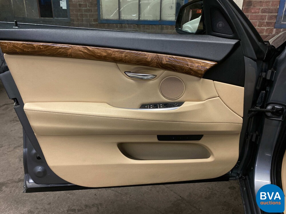 BMW 535i GT High Executive 306 PS 5-Serie Gran Turismo, 96-KPP-2.