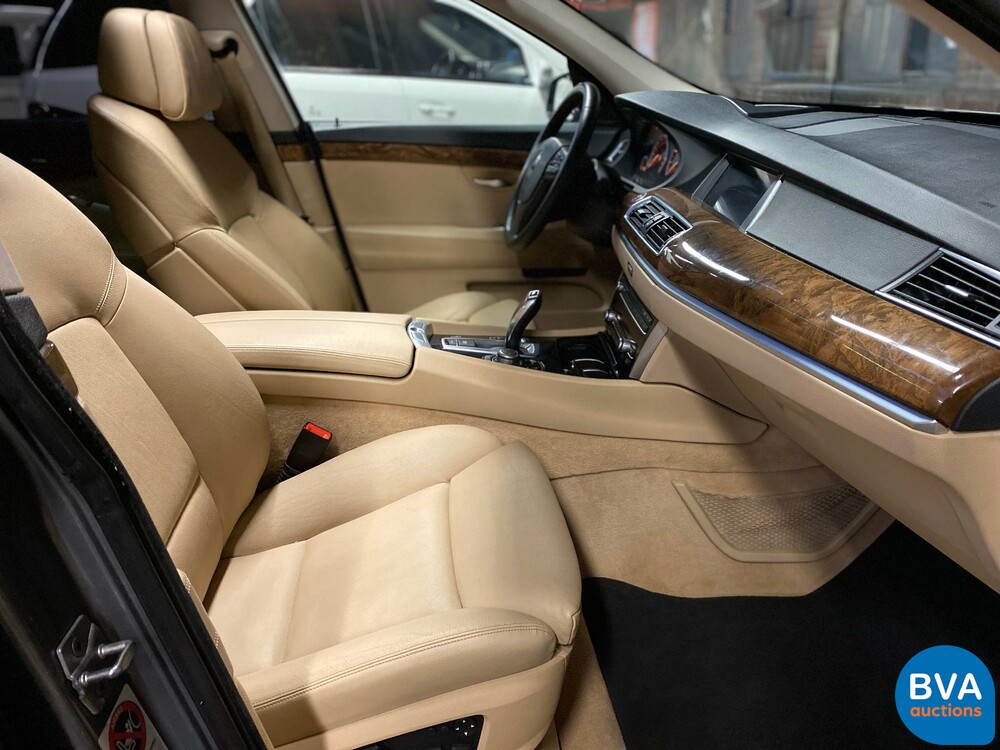 BMW 535i GT High Executive 306 PS 5-Serie Gran Turismo, 96-KPP-2.