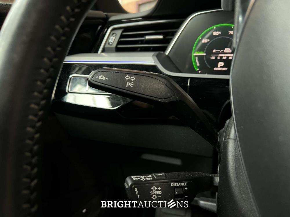 Audi e-tron 55 Quattro Advanced 95 kWh 360pk 2019 (Origineel-NL), G-111-ZL