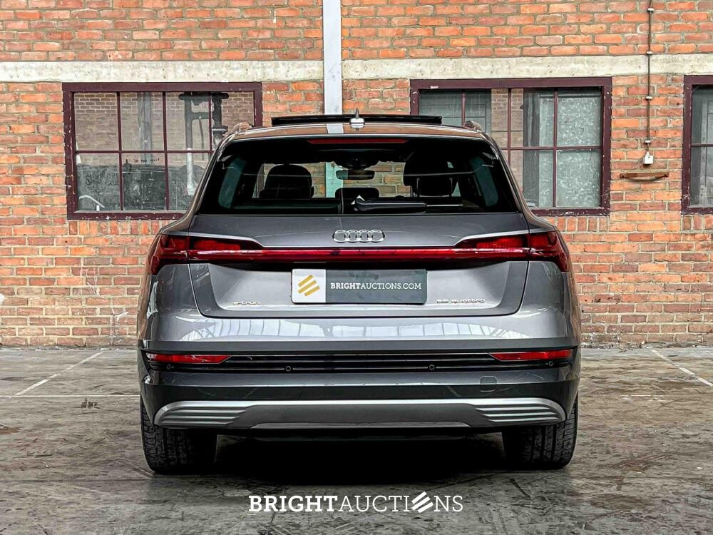 Audi e-tron 55 Quattro Advanced 95 kWh 360pk 2019 (Origineel-NL), G-111-ZL