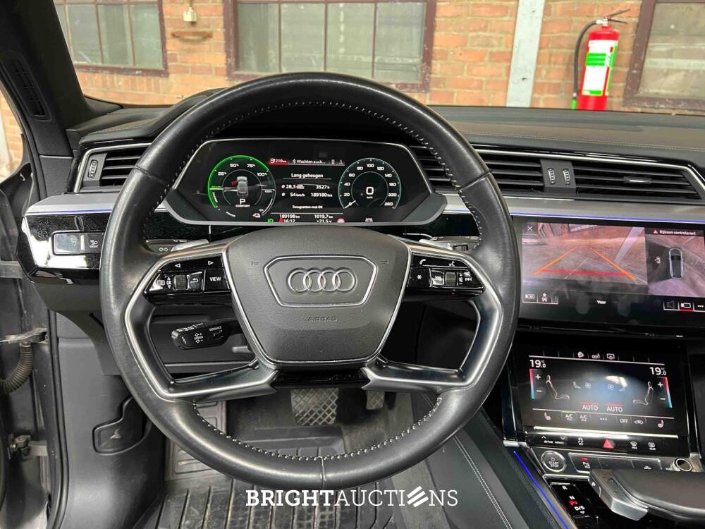 Audi e-tron 55 Quattro Advanced 95 kWh 360pk 2019 (Origineel-NL), G-111-ZL