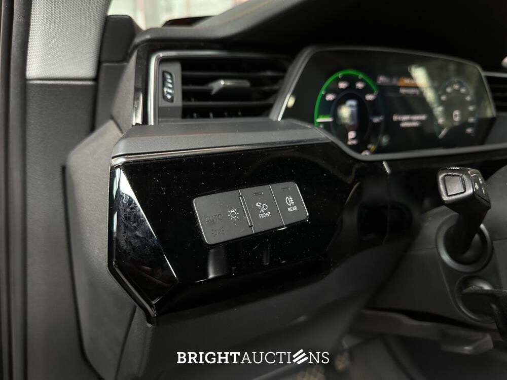 Audi e-tron 55 Quattro Advanced 95 kWh 360pk 2019 (Origineel-NL), G-176-XS